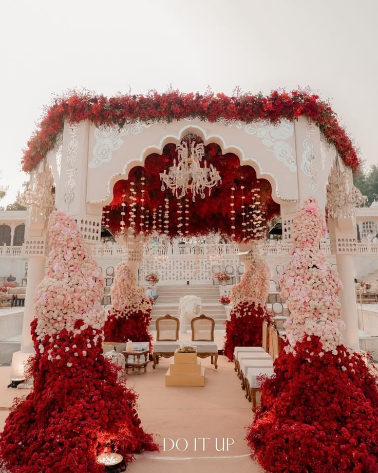 Grand Wedding Lawn
